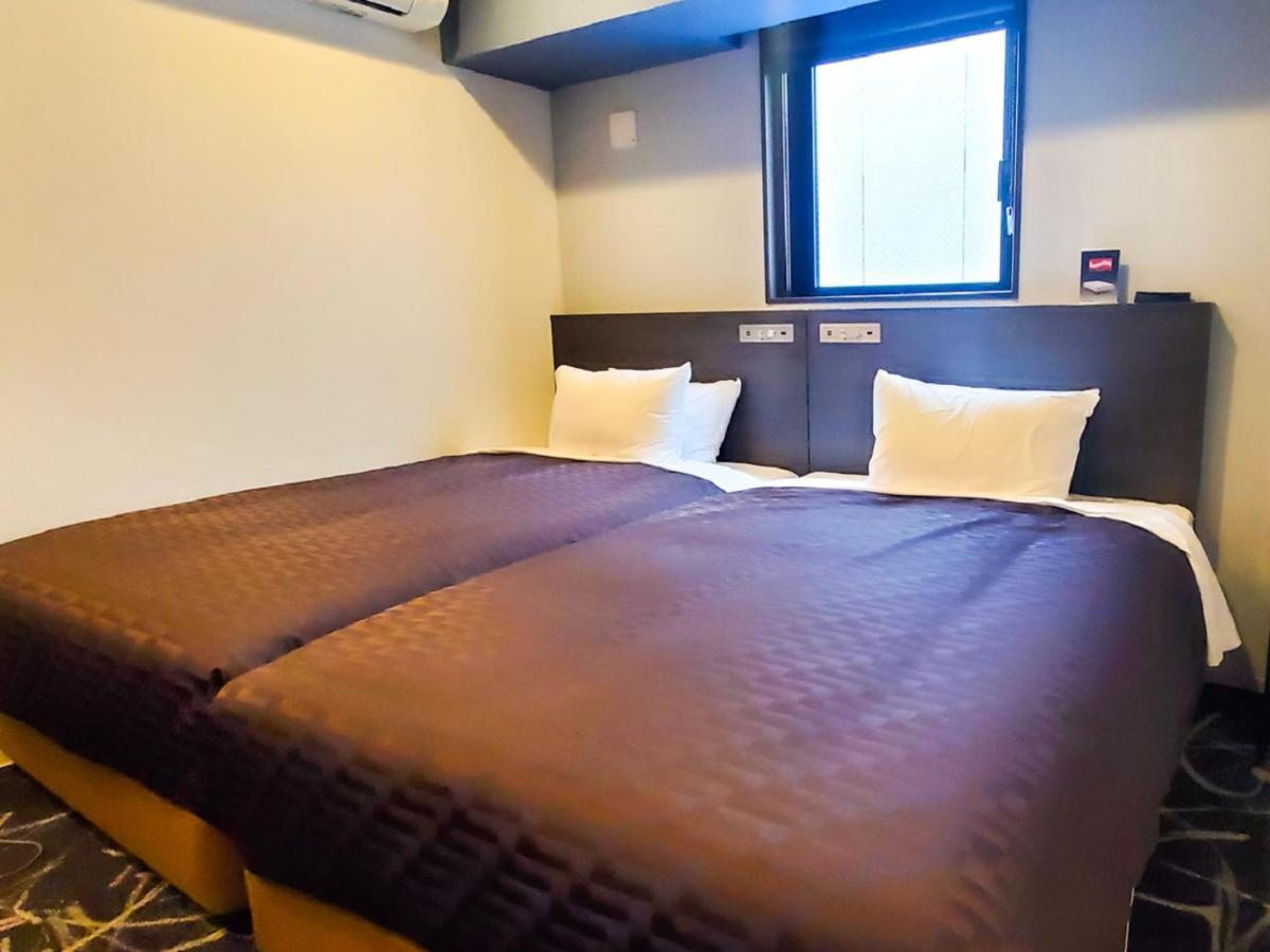 Hotel Livemax Yokohama Stadium Mae Kültér fotó